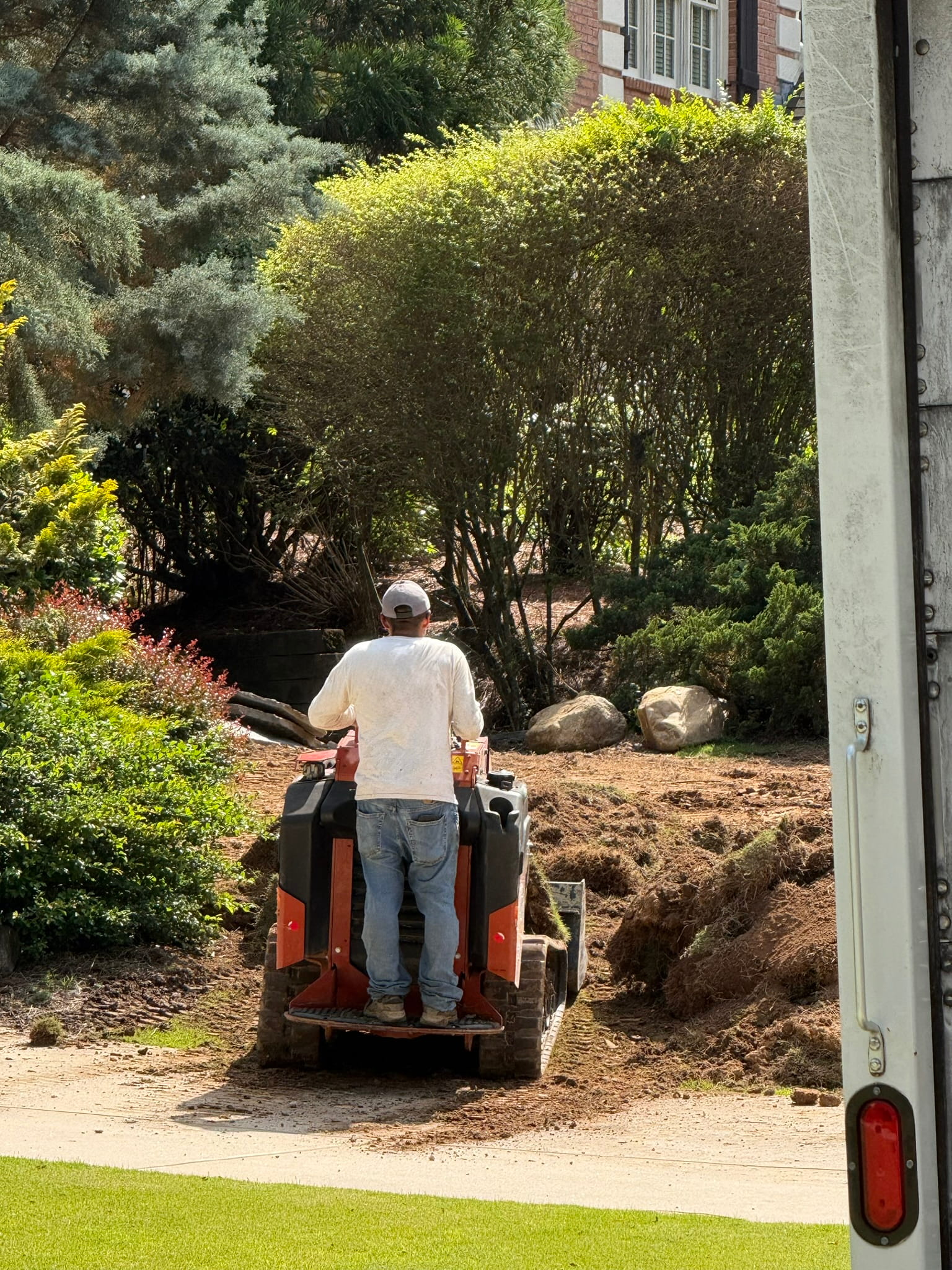 Skid steer operator North Atlanta