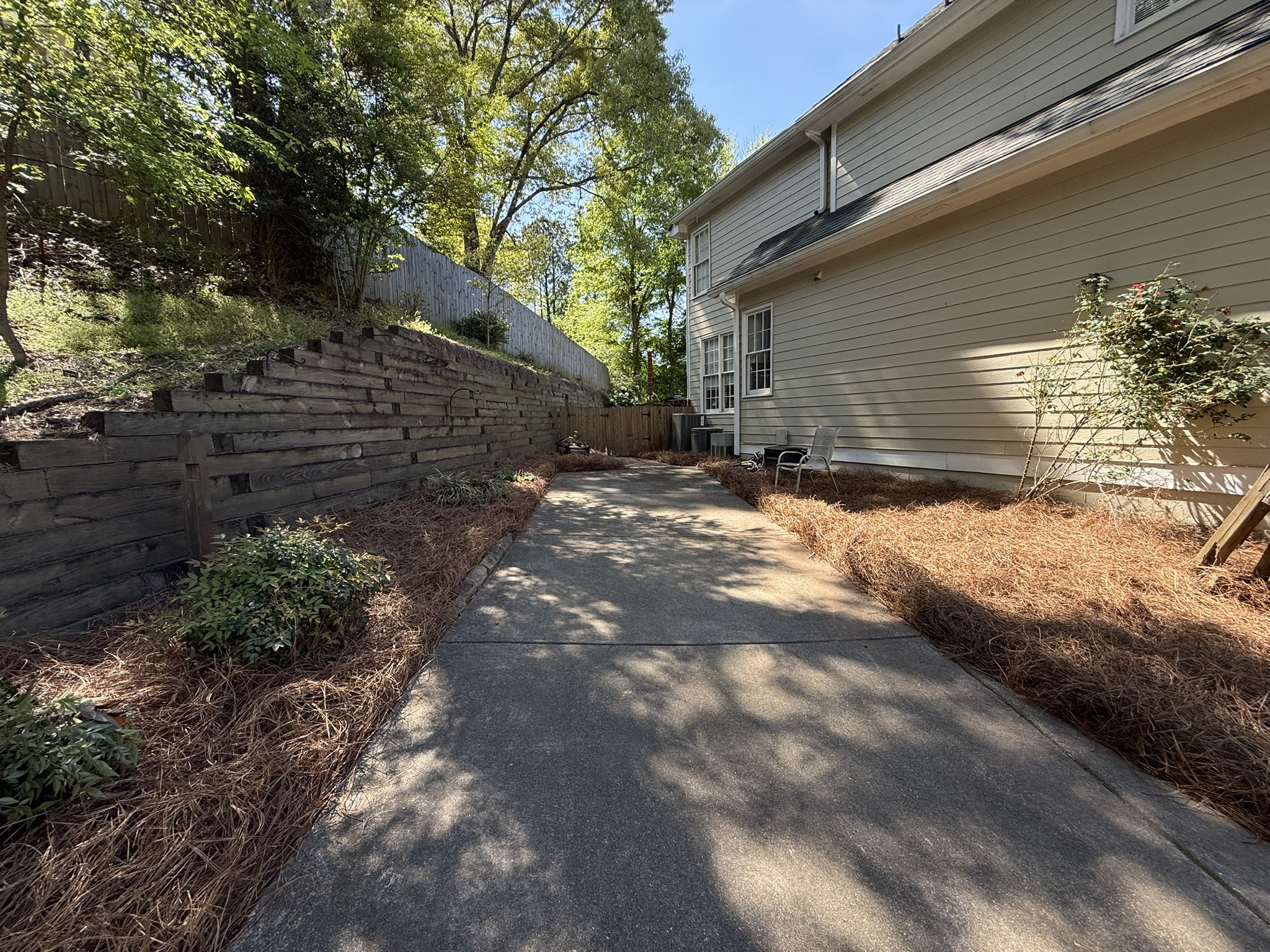 Pine straw installation North Atlanta
